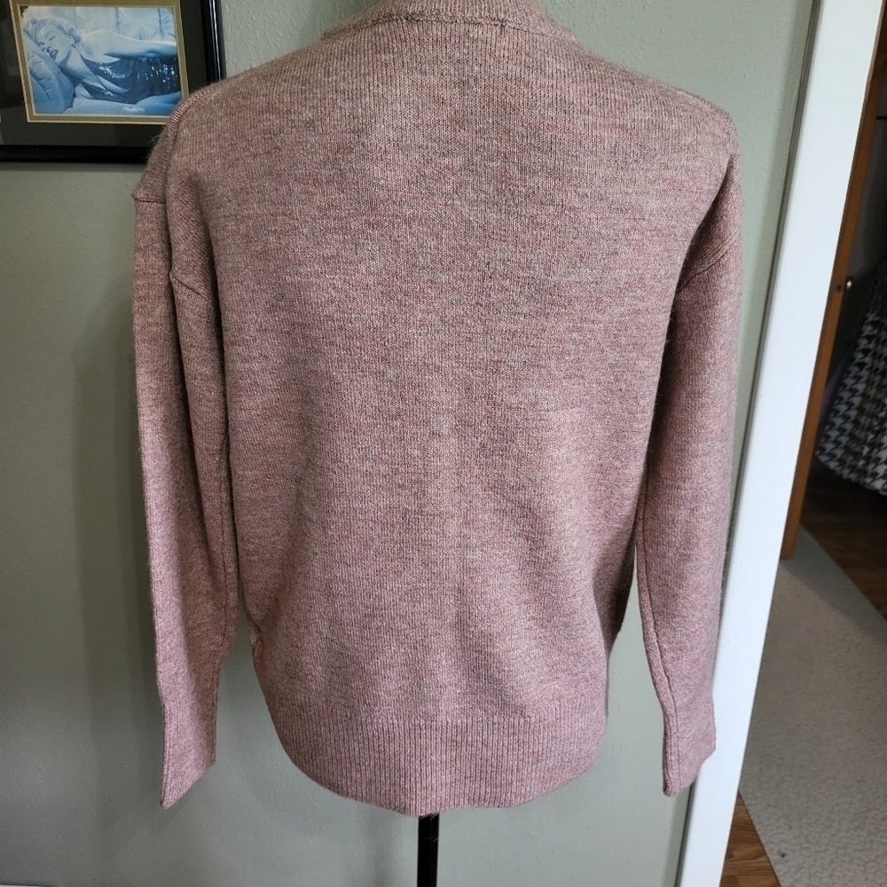 Black Tape Heathered Pink Pullover Crew Neck Sweater - Picture 3 of 4